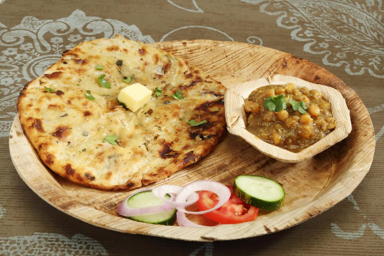 Oyo 9159 Hotel Royal Woodslark Zirakpur Esterno foto