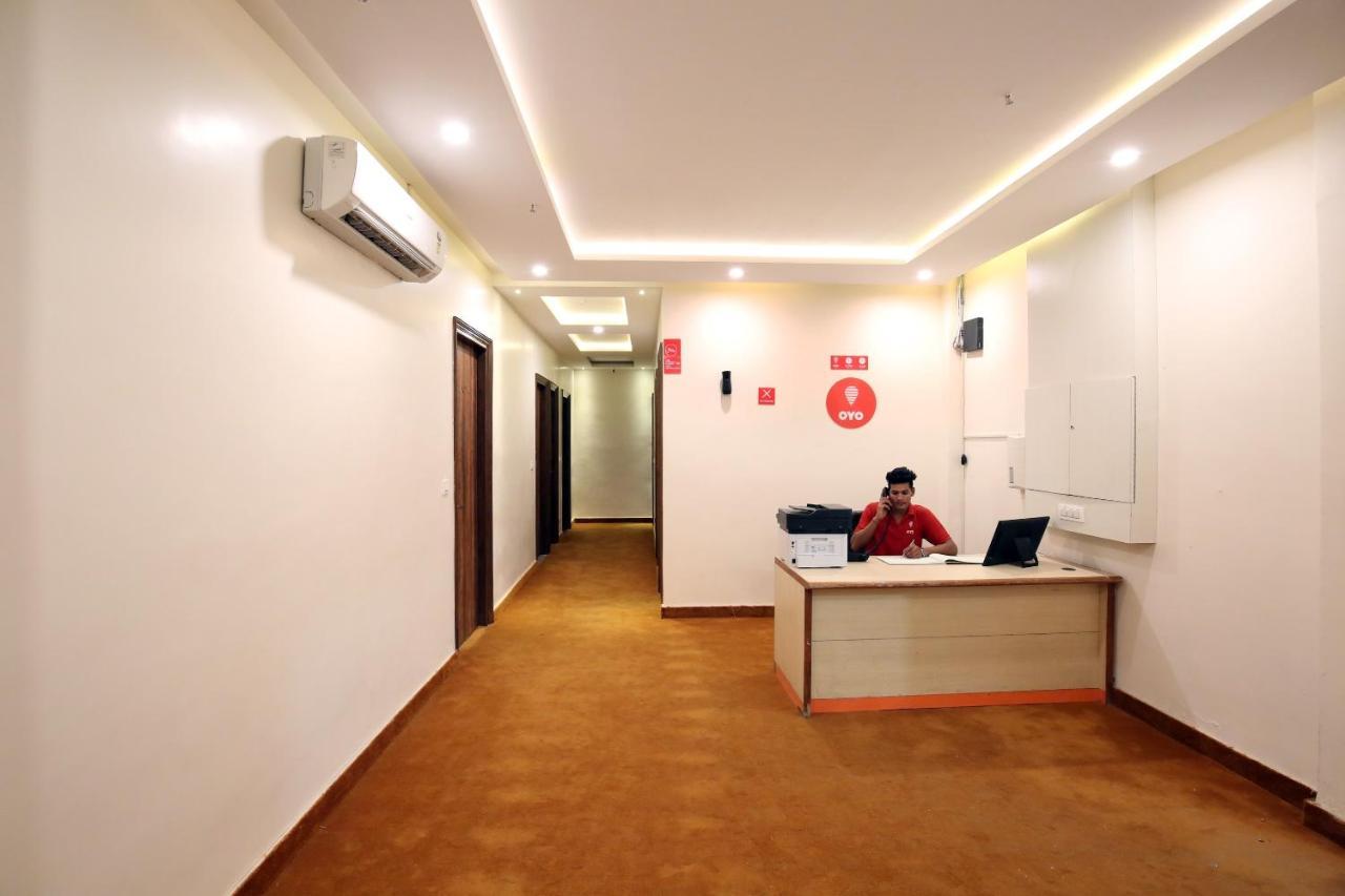 Oyo 9159 Hotel Royal Woodslark Zirakpur Esterno foto